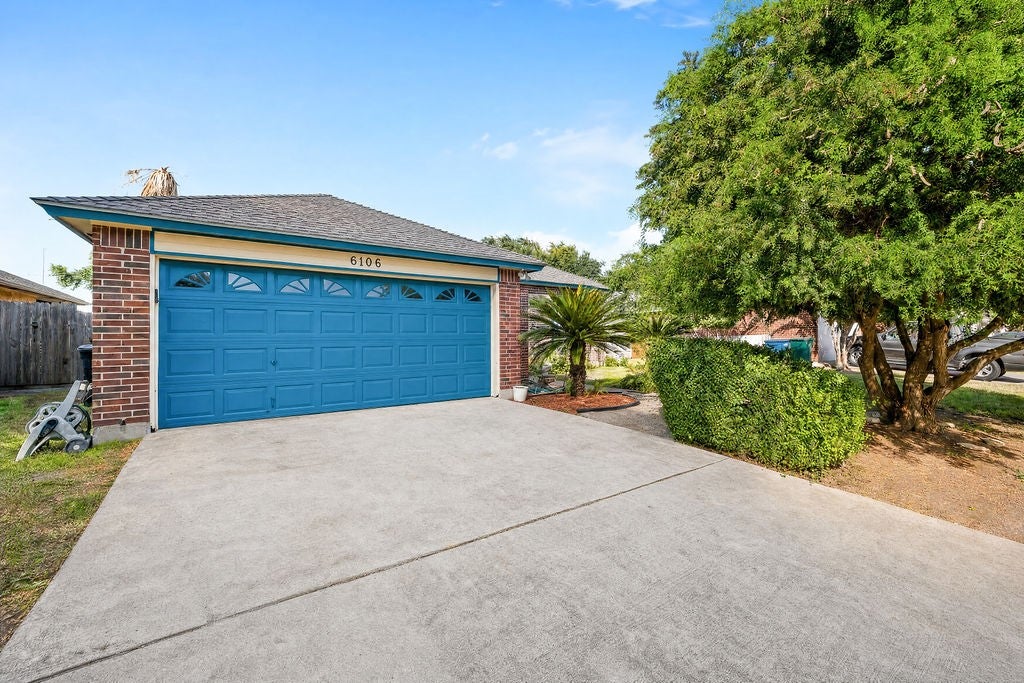 6106 Jessica Drive