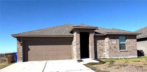 Photo of 2101 Spanish Oak Drive, Corpus Christi, TX 78410 (MLS # 474334)