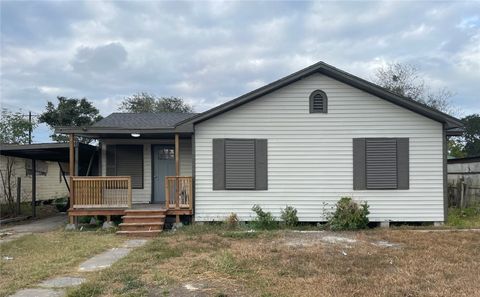 A home in Robstown