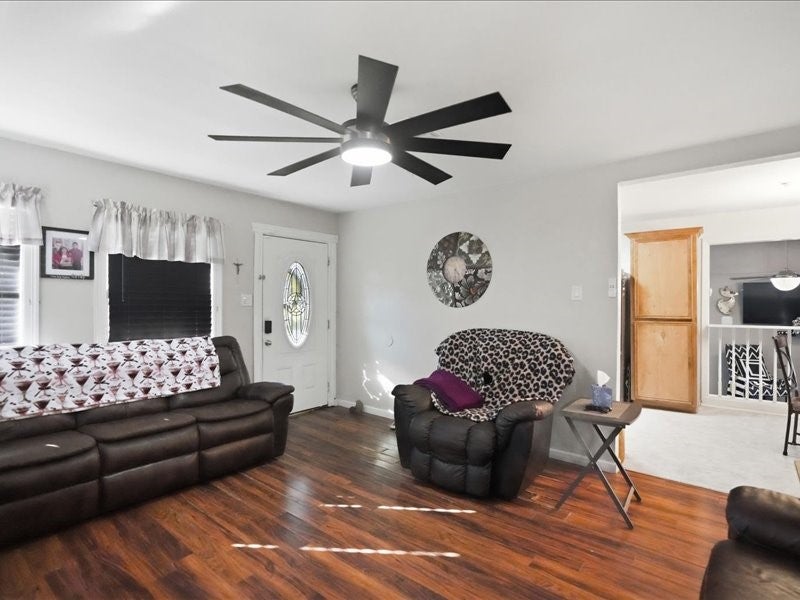 625 Sheridan Drive