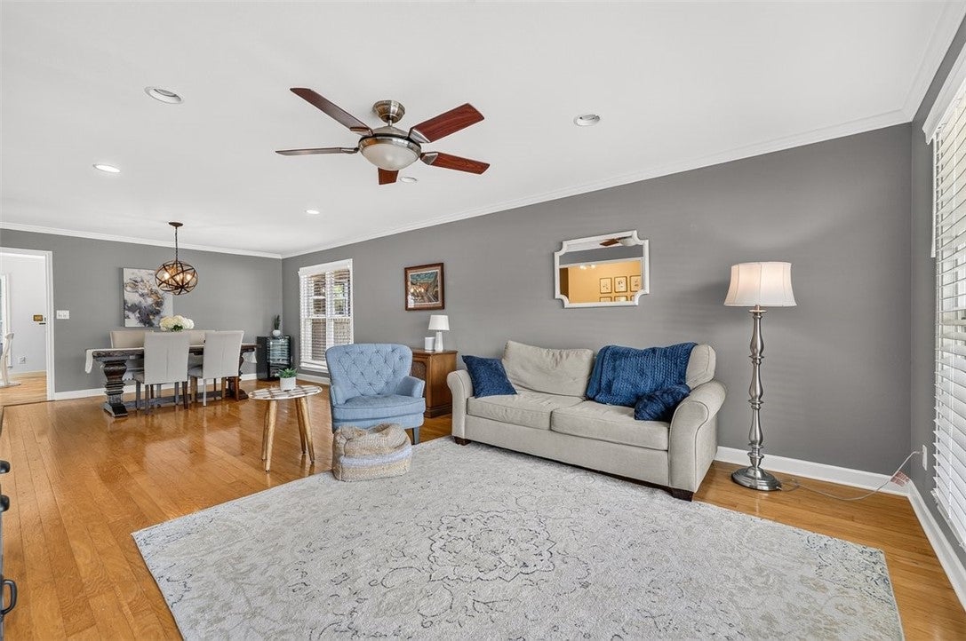 339 Baycliff Drive