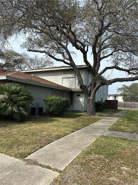 Photo of 6166 Hidden Oaks #3, Corpus Christi, TX 78412 (MLS # 471850)
