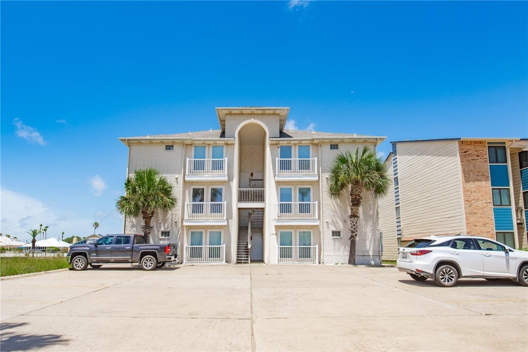 13941 FORTUNA BAY Drive 201