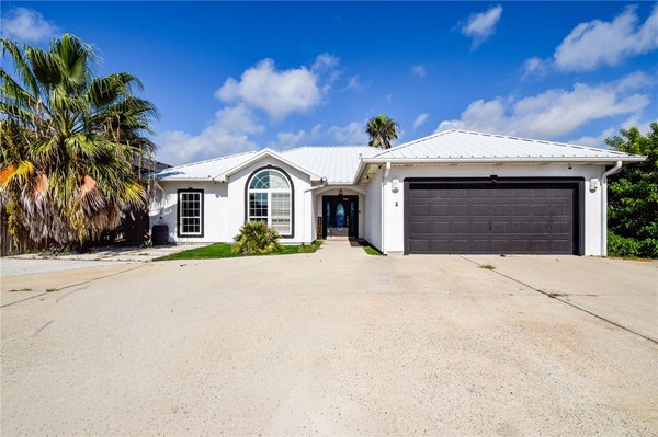 16121 SEAGRAPE ST, CORPUS CHRISTI, TX 78418 - Image fdfae25f9c7c2afaa5a1fc44fcb72129/4086244691
