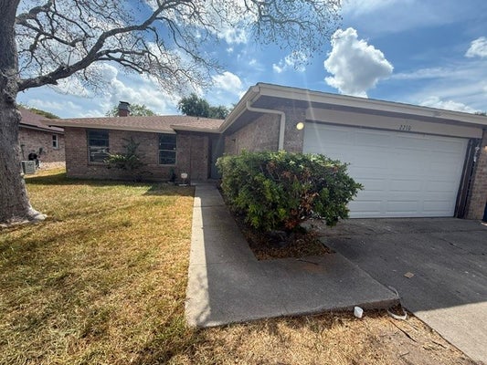 2210 MEADOWGLEN DR, CORPUS CHRISTI, TX 78414 - Image feec049a8d4be33013397a2a863a2f1a/463733715