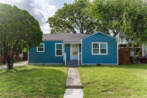 Photo of 434 Dixon Drive, Corpus Christi, TX 78408 (MLS # 478655)
