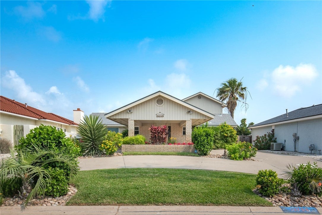 13758 HAWKSNEST BAY Drive
