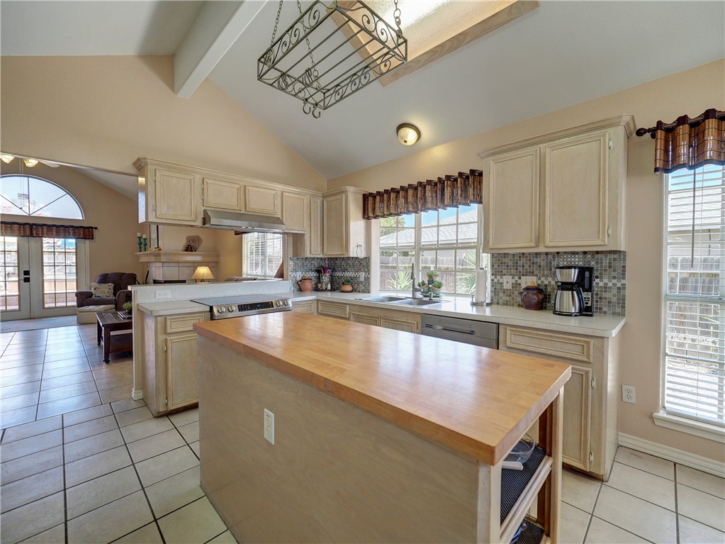 Corpus Christi, Texas 78418, United States, 3 Bedrooms Bedrooms, ,2 BathroomsBathrooms,Residential,Pending,54867