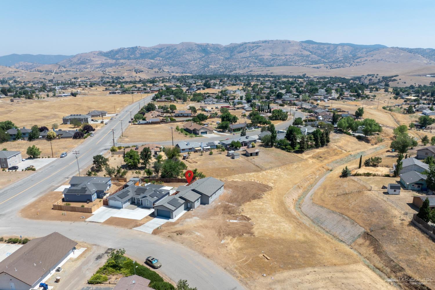 Tehachapi, California 93561, United States, 3 Bedrooms Bedrooms, ,2 BathroomsBathrooms,Residential,Active,172285