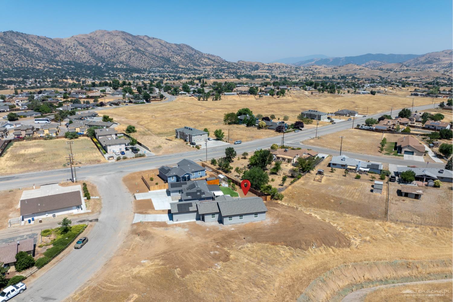 Tehachapi, California 93561, United States, 3 Bedrooms Bedrooms, ,2 BathroomsBathrooms,Residential,Active,172285