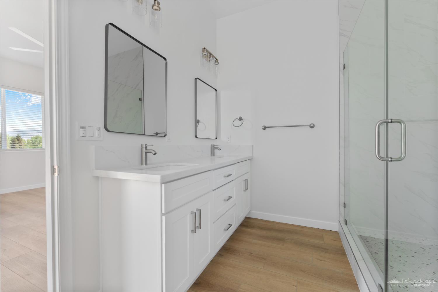 Tehachapi, California 93561, United States, 3 Bedrooms Bedrooms, ,2 BathroomsBathrooms,Residential,Active,172285