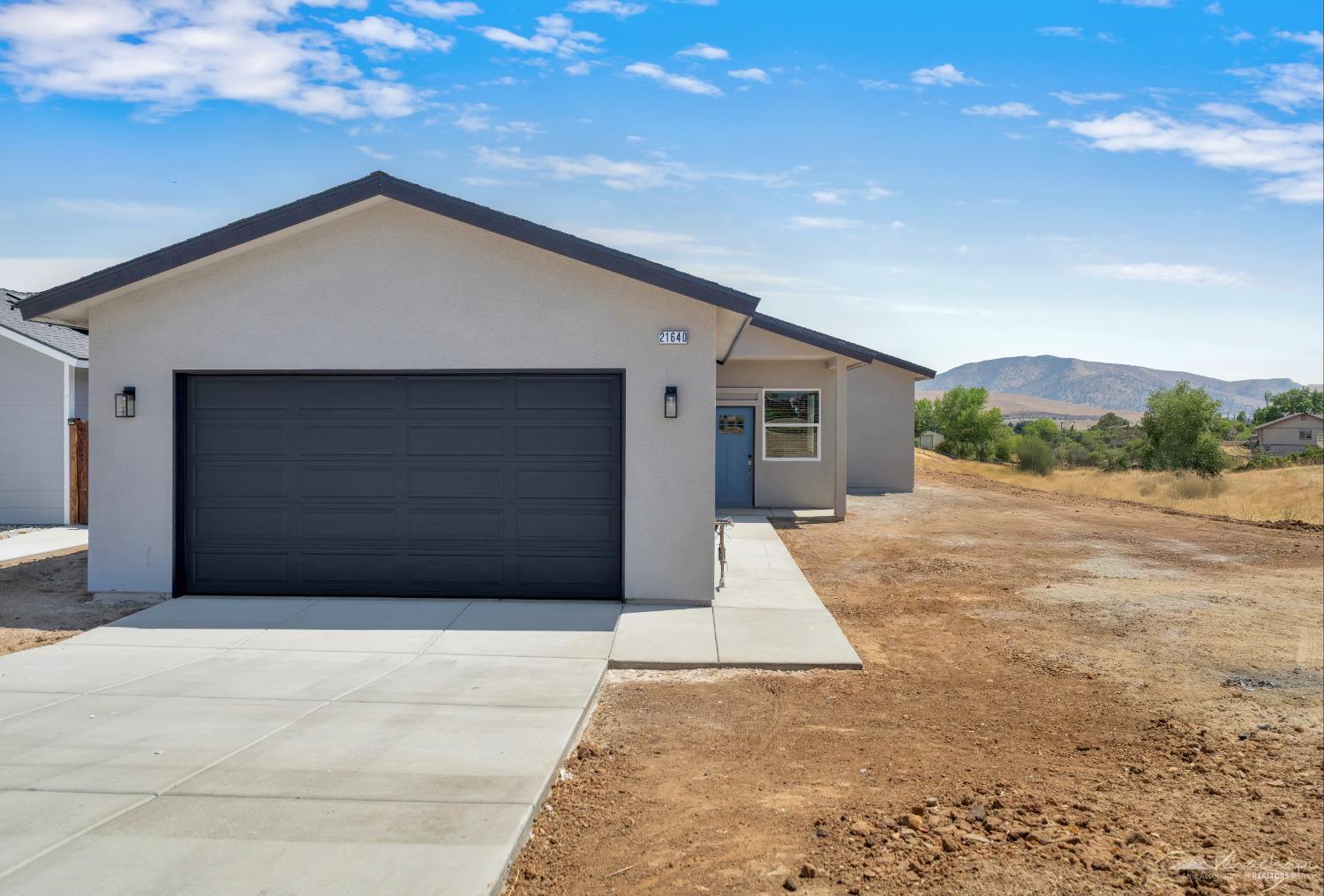 Tehachapi, California 93561, United States, 3 Bedrooms Bedrooms, ,2 BathroomsBathrooms,Residential,Active,172285
