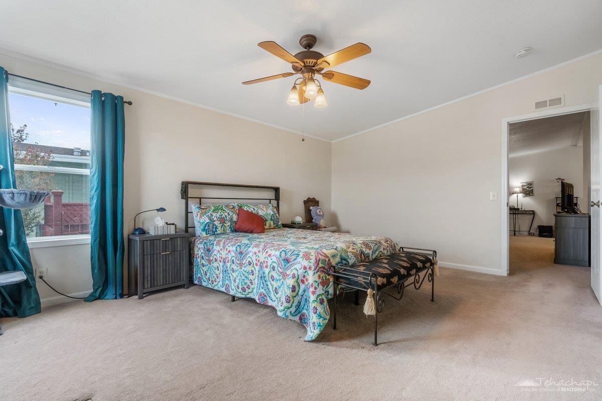 Tehachapi, California 93561, United States, 3 Bedrooms Bedrooms, ,2 BathroomsBathrooms,Residential,Active,230008