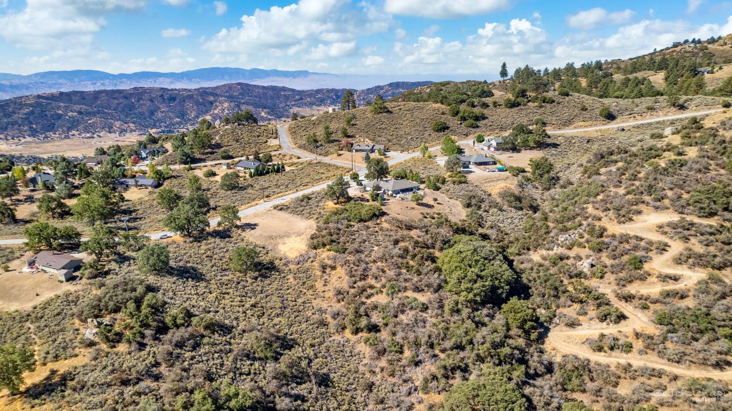 Tehachapi, California 93561, United States, ,Land,Active,222122