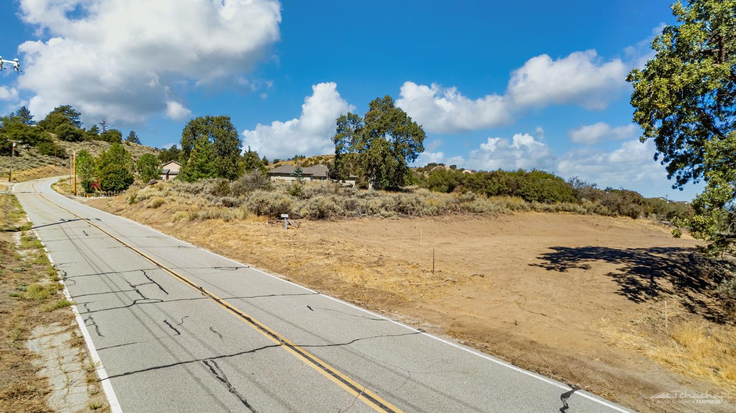 Tehachapi, California 93561, United States, ,Land,Active,222122