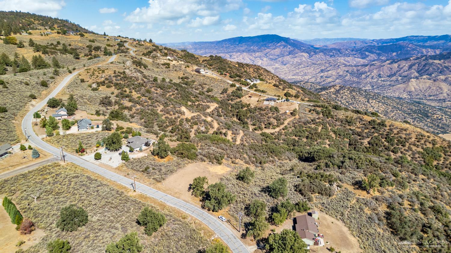 Tehachapi, California 93561, United States, ,Land,Active,222122