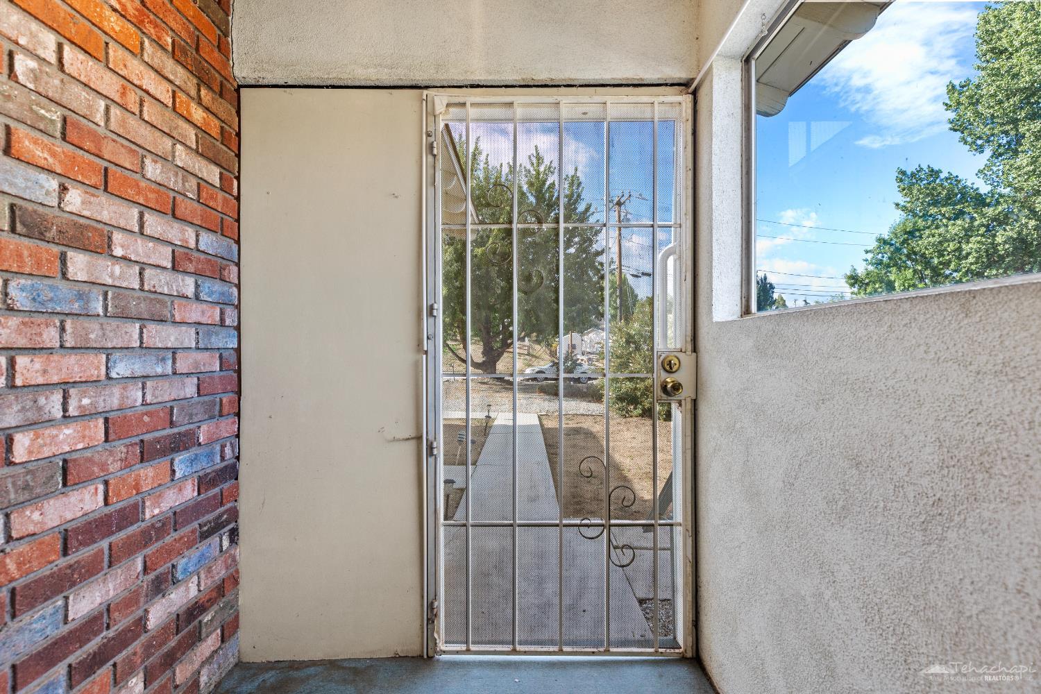 Tehachapi, California 93561, United States, 2 Bedrooms Bedrooms, ,2 BathroomsBathrooms,Residential,Active,217371