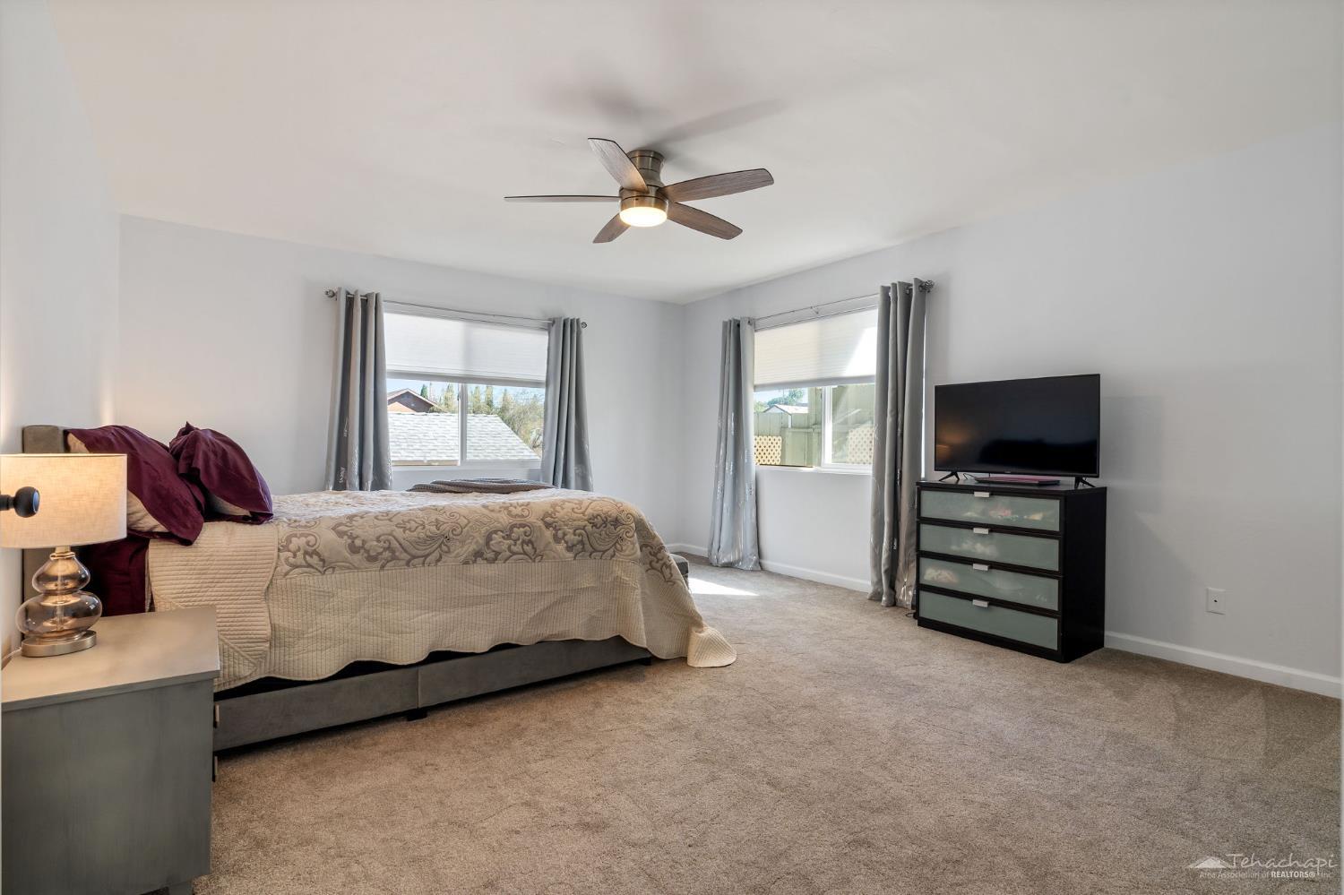 Tehachapi, California 93561, United States, 2 Bedrooms Bedrooms, ,2 BathroomsBathrooms,Residential,Active,217371