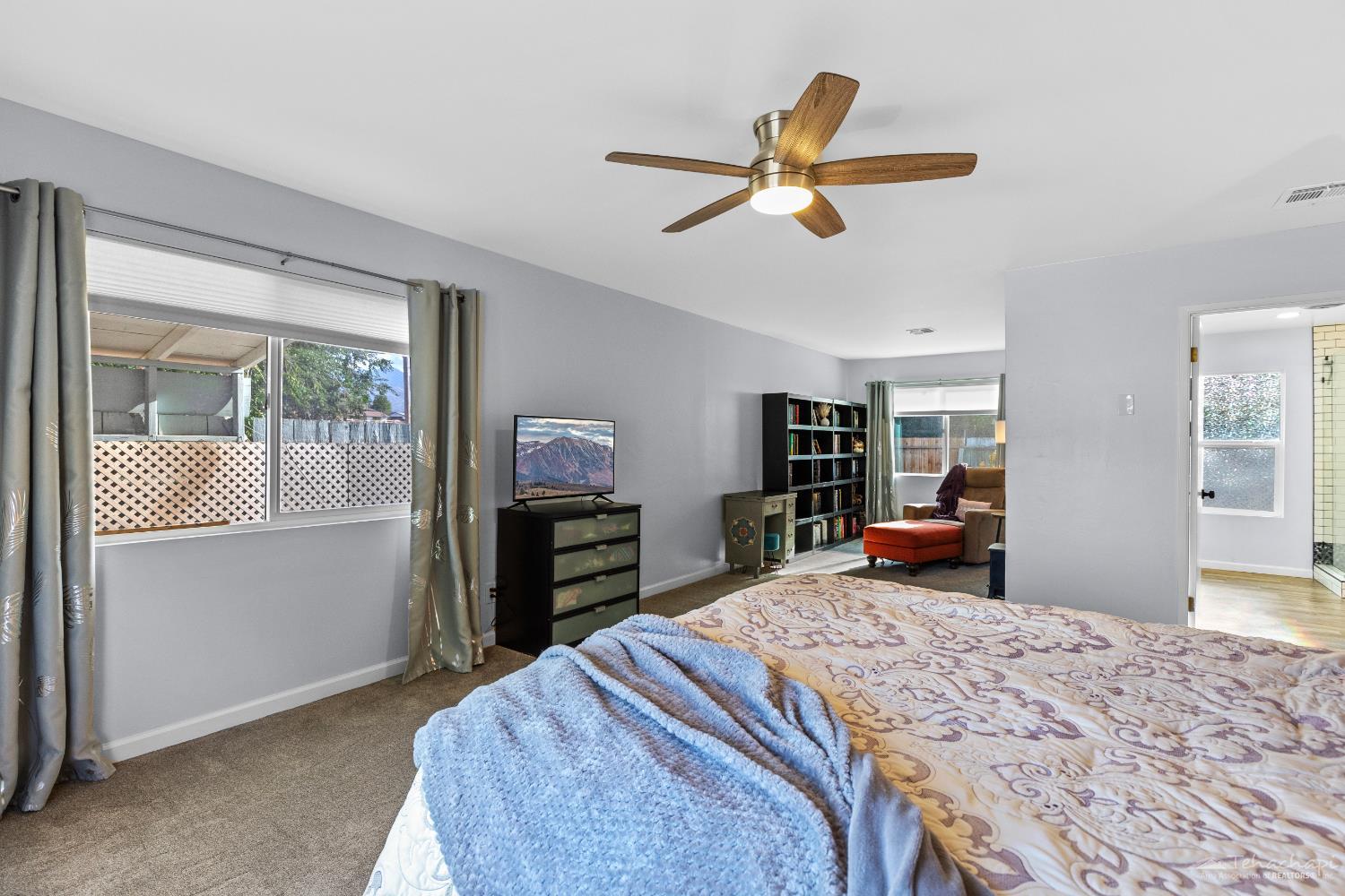 Tehachapi, California 93561, United States, 2 Bedrooms Bedrooms, ,2 BathroomsBathrooms,Residential,Active,217371