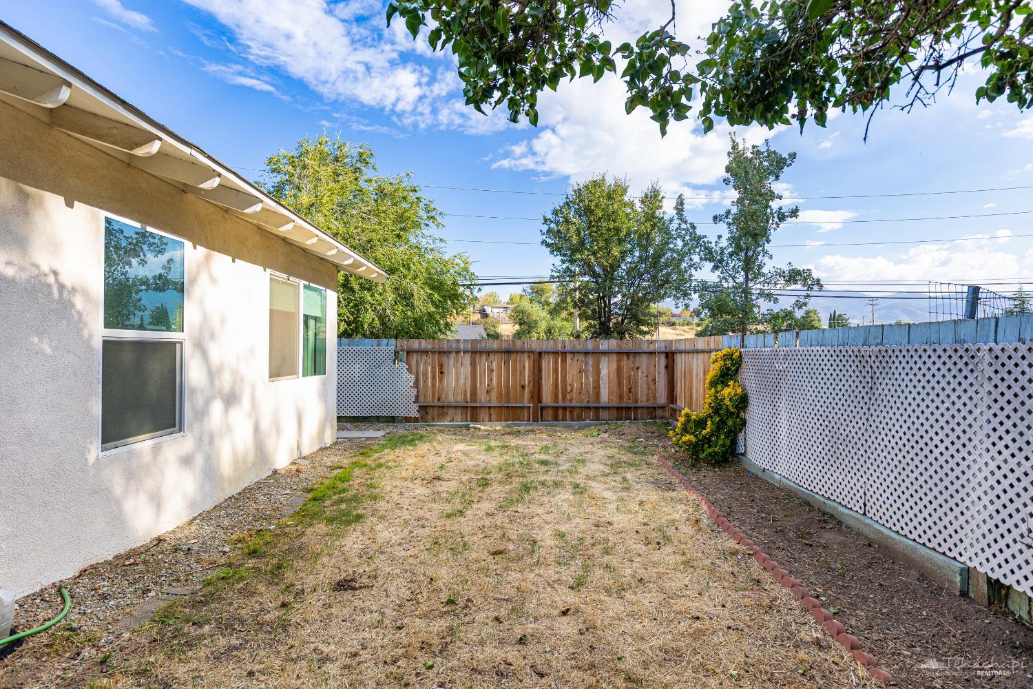 Tehachapi, California 93561, United States, 2 Bedrooms Bedrooms, ,2 BathroomsBathrooms,Residential,Active,217371