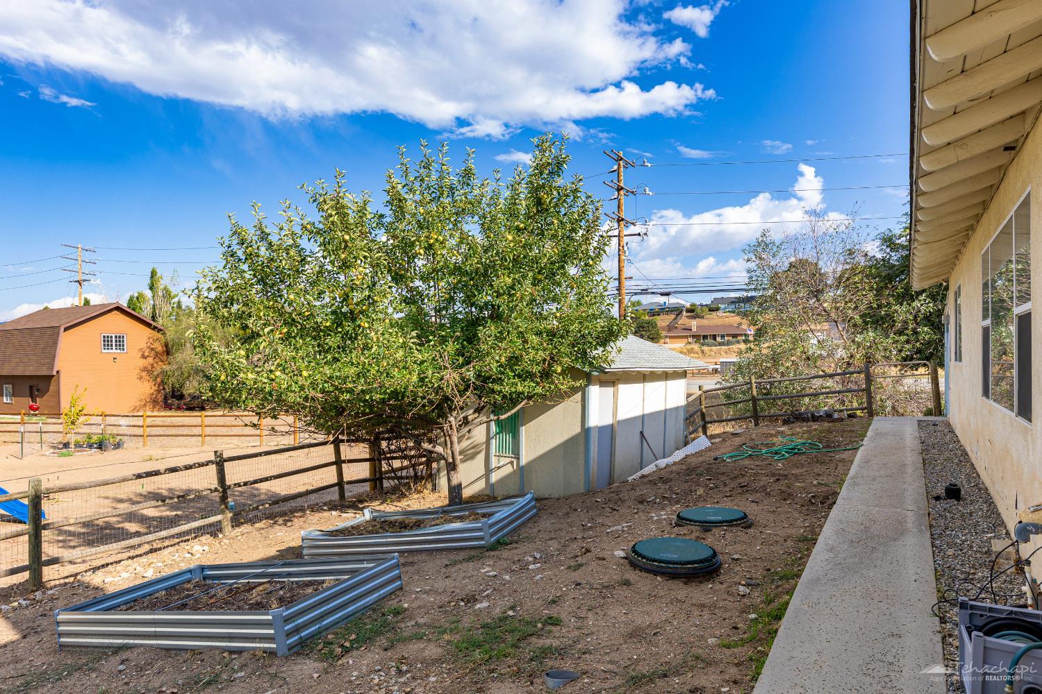 Tehachapi, California 93561, United States, 2 Bedrooms Bedrooms, ,2 BathroomsBathrooms,Residential,Active,217371