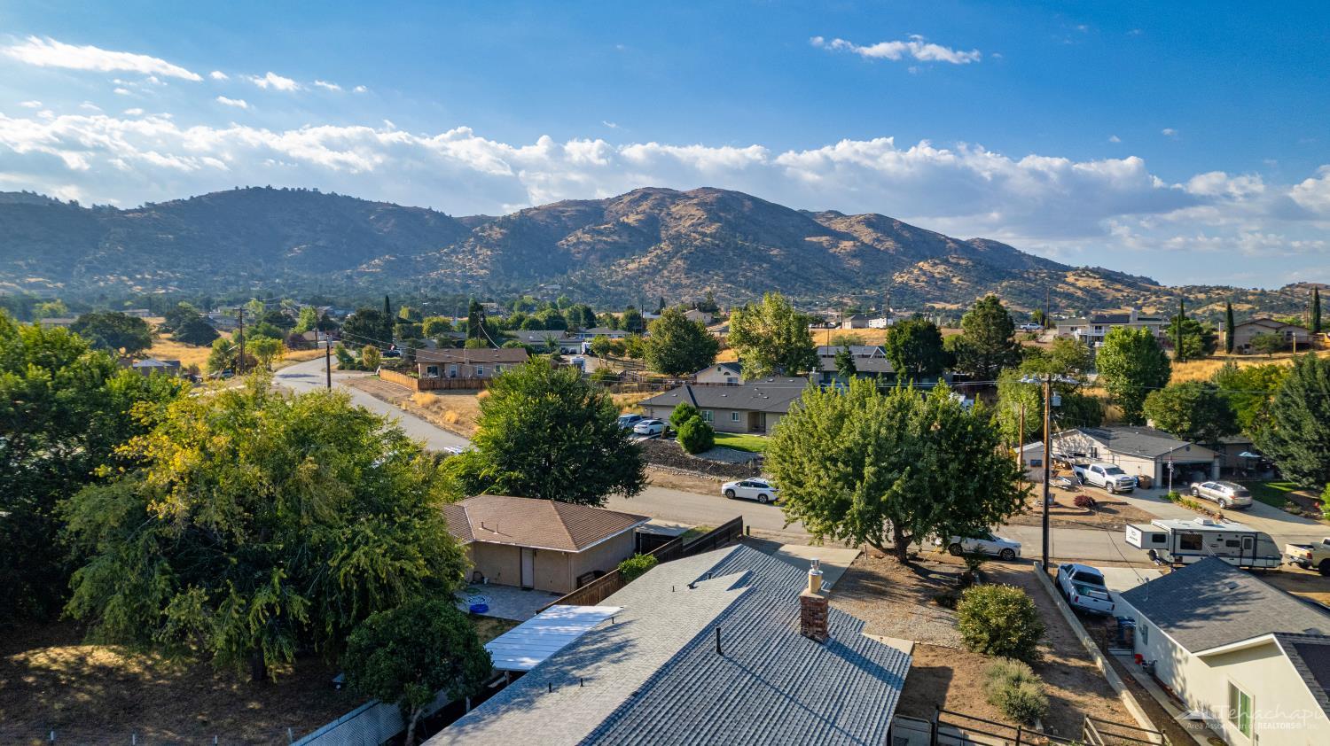 Tehachapi, California 93561, United States, 2 Bedrooms Bedrooms, ,2 BathroomsBathrooms,Residential,Active,217371