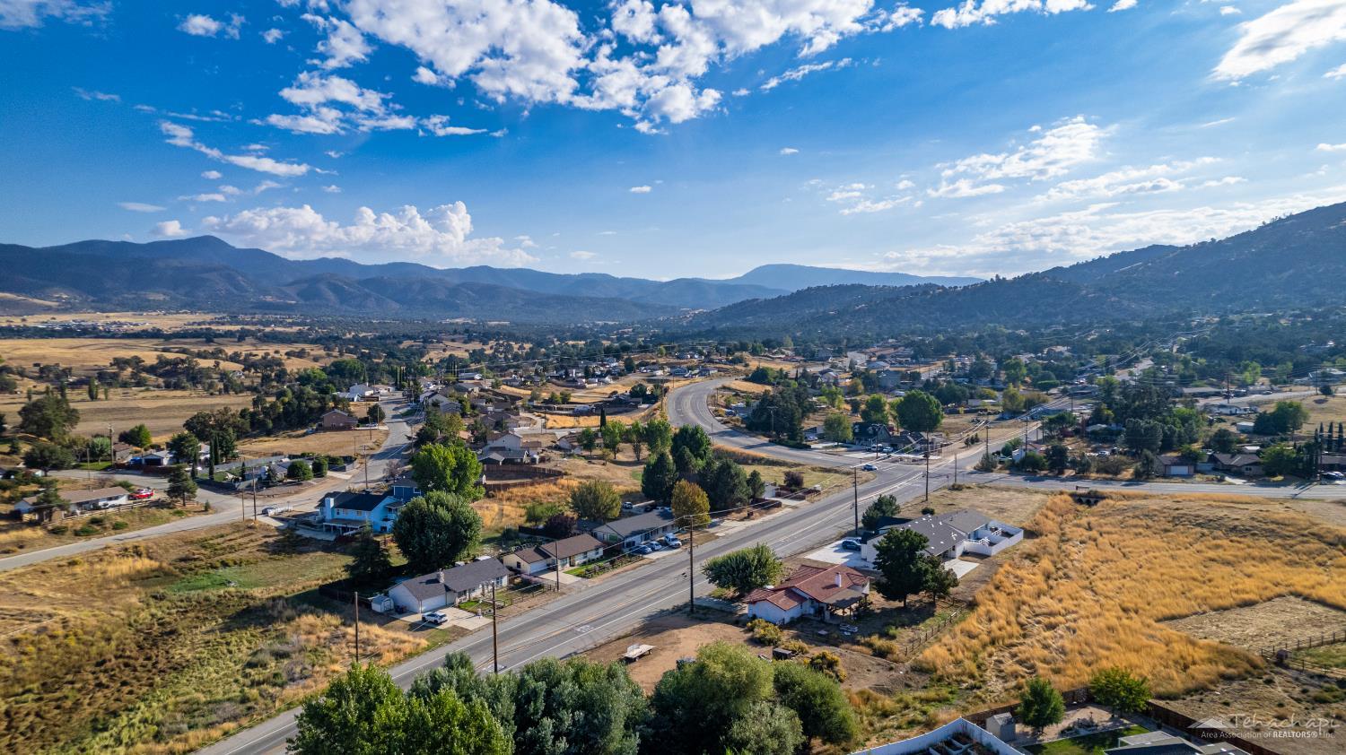 Tehachapi, California 93561, United States, 2 Bedrooms Bedrooms, ,2 BathroomsBathrooms,Residential,Active,217371