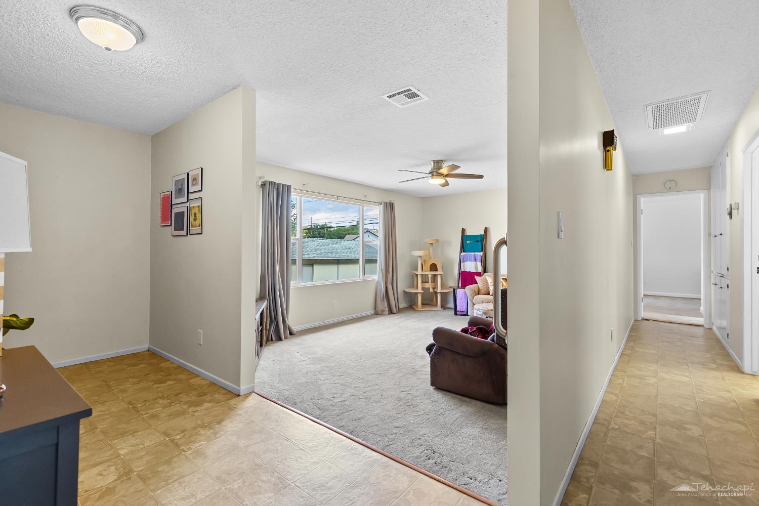 Tehachapi, California 93561, United States, 2 Bedrooms Bedrooms, ,2 BathroomsBathrooms,Residential,Active,217371