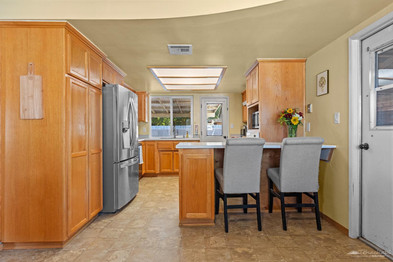 Tehachapi, California 93561, United States, 2 Bedrooms Bedrooms, ,2 BathroomsBathrooms,Residential,Active,217371