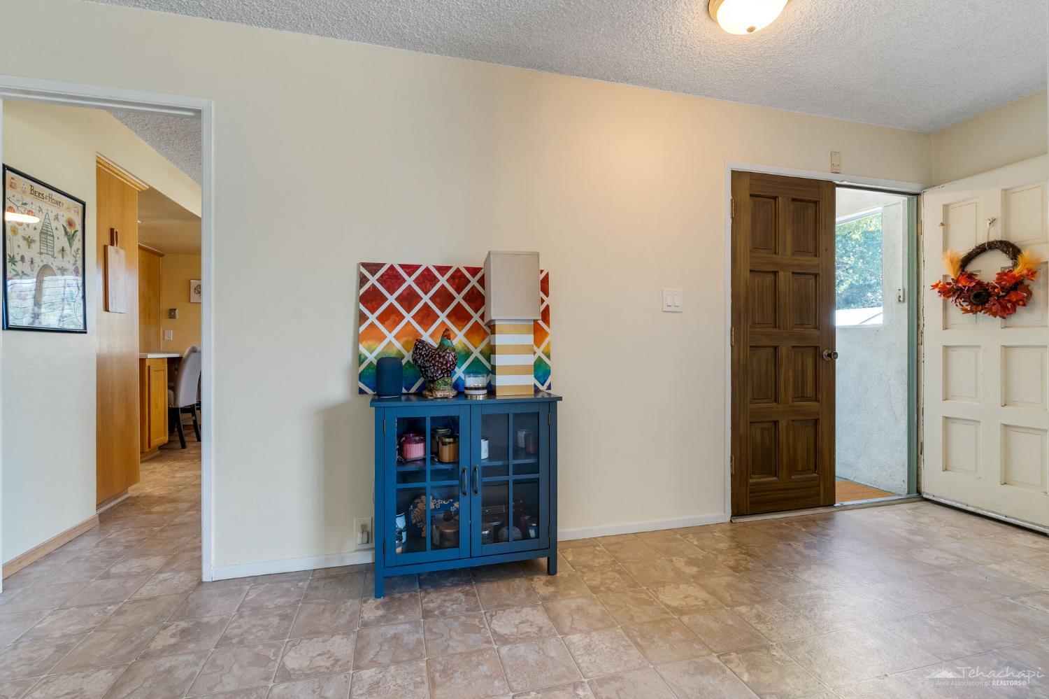 Tehachapi, California 93561, United States, 2 Bedrooms Bedrooms, ,2 BathroomsBathrooms,Residential,Active,217371