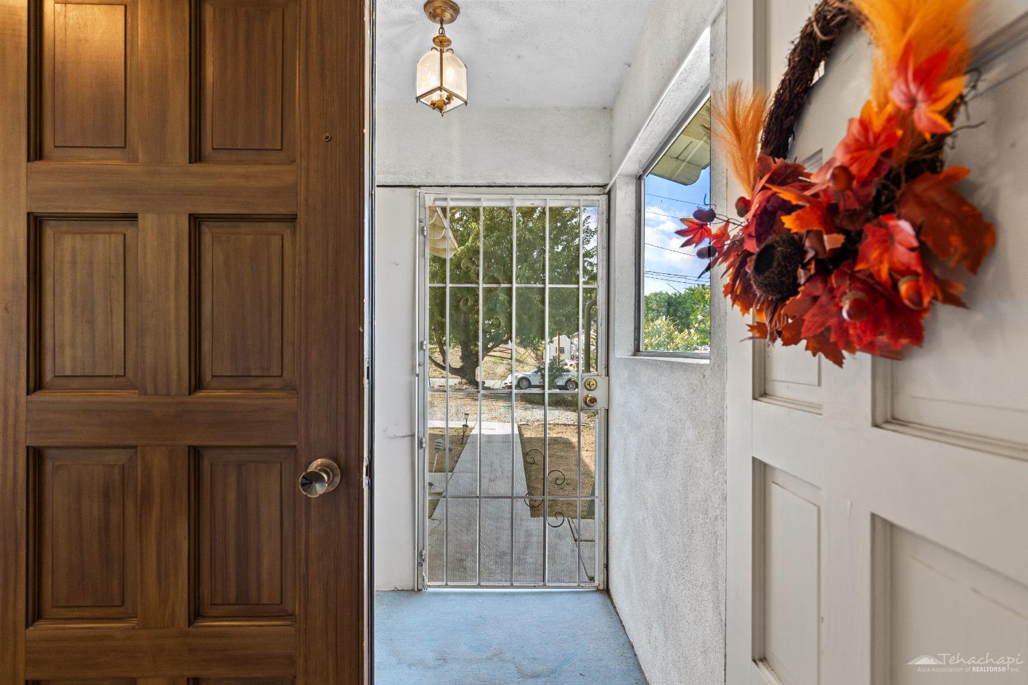 Tehachapi, California 93561, United States, 2 Bedrooms Bedrooms, ,2 BathroomsBathrooms,Residential,Active,217371