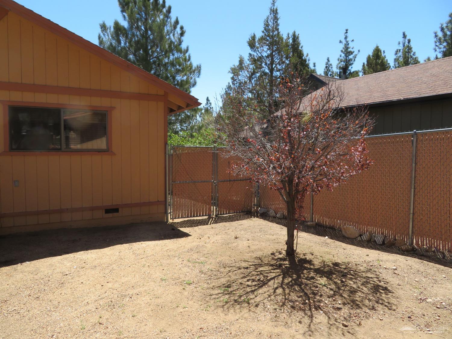 Big Bear City, California 92314, United States, 2 Bedrooms Bedrooms, ,2 BathroomsBathrooms,Residential,Active,128316