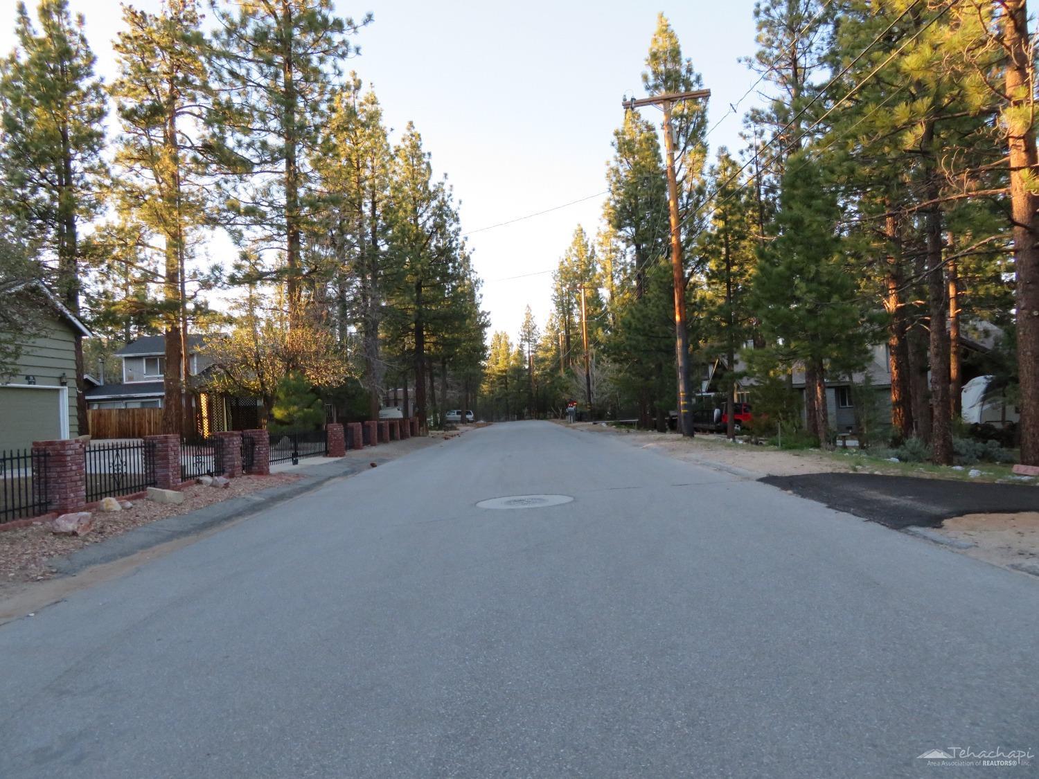 Big Bear City, California 92314, United States, 2 Bedrooms Bedrooms, ,2 BathroomsBathrooms,Residential,Active,128316