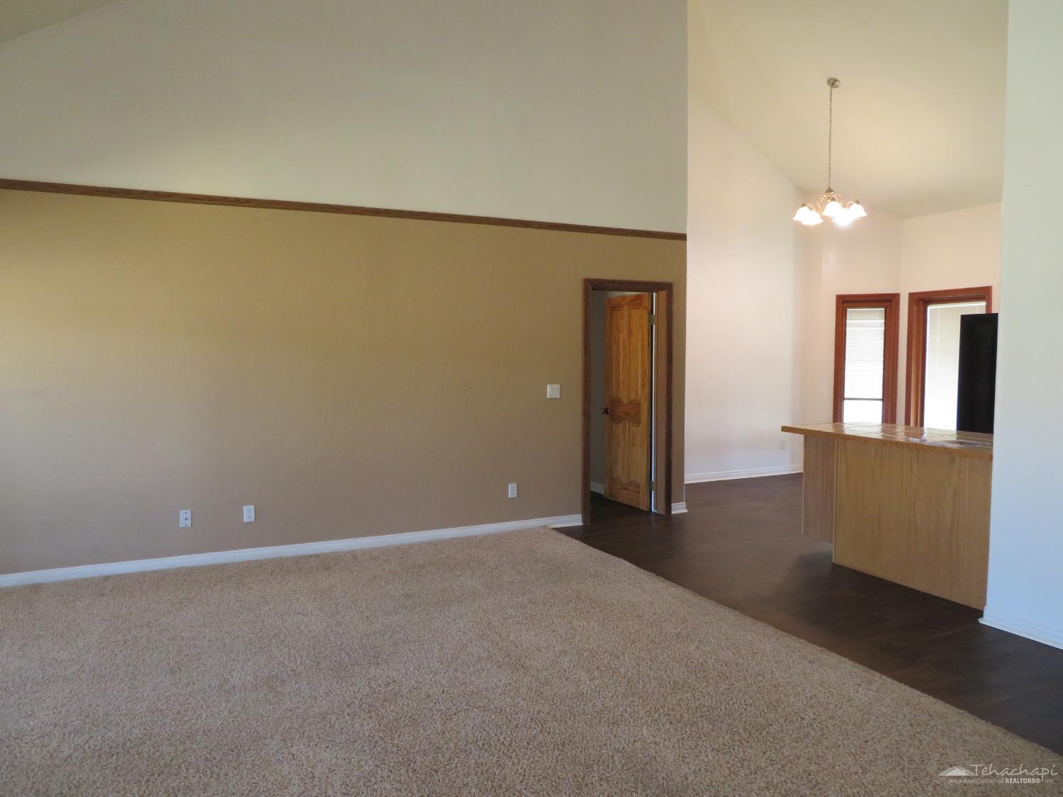 Tehachapi, California 93561, United States, 3 Bedrooms Bedrooms, ,2 BathroomsBathrooms,Residential,Active,151367