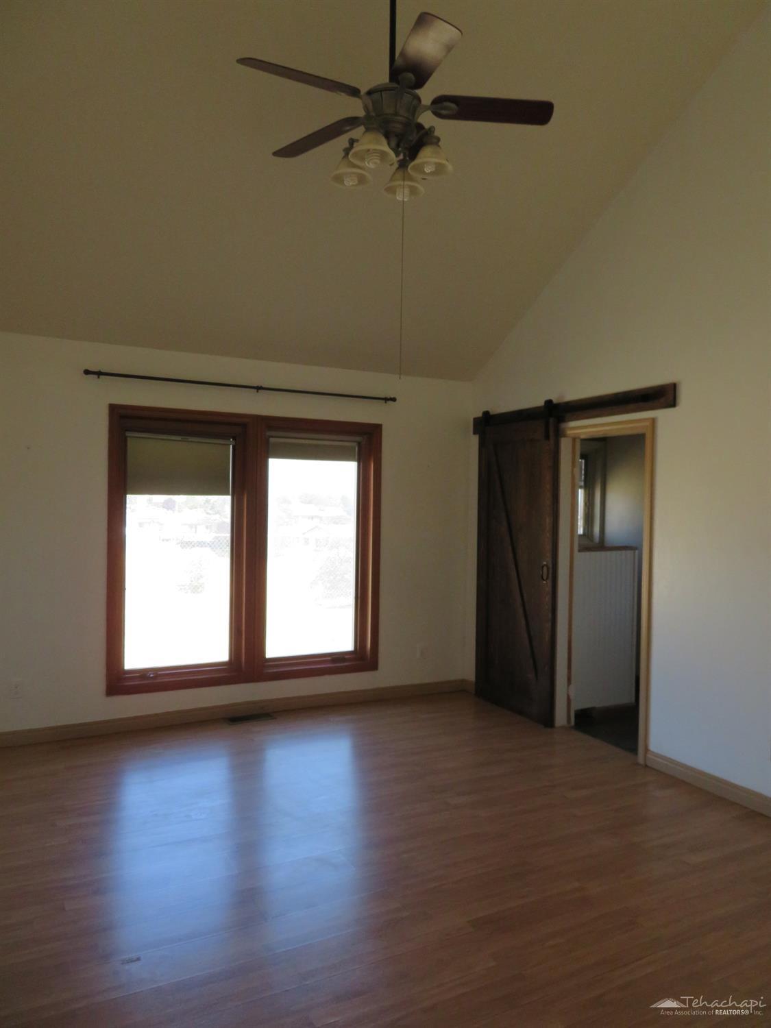Tehachapi, California 93561, United States, 3 Bedrooms Bedrooms, ,2 BathroomsBathrooms,Residential,Active,151367