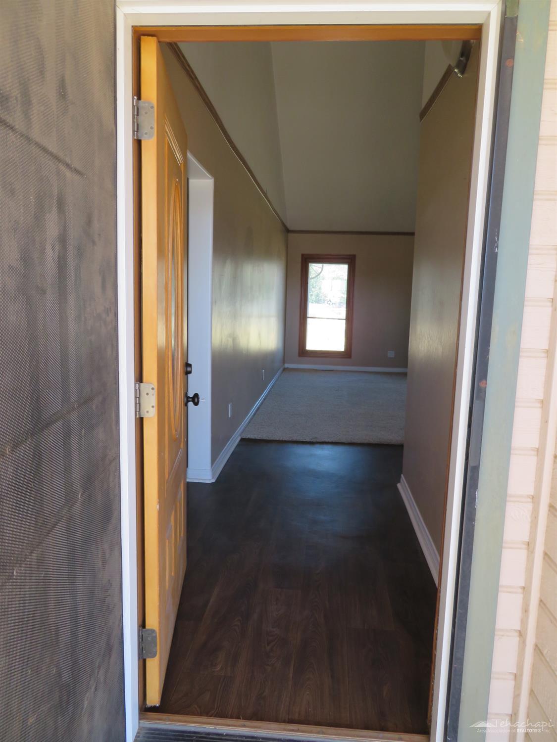 Tehachapi, California 93561, United States, 3 Bedrooms Bedrooms, ,2 BathroomsBathrooms,Residential,Active,151367