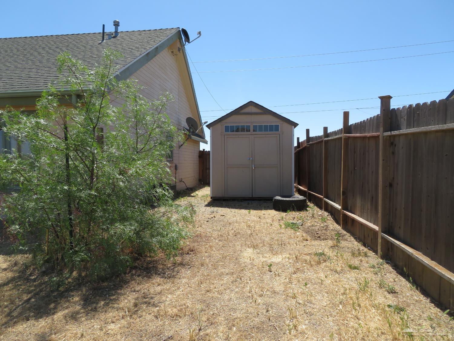 Tehachapi, California 93561, United States, 3 Bedrooms Bedrooms, ,2 BathroomsBathrooms,Residential,Active,151367