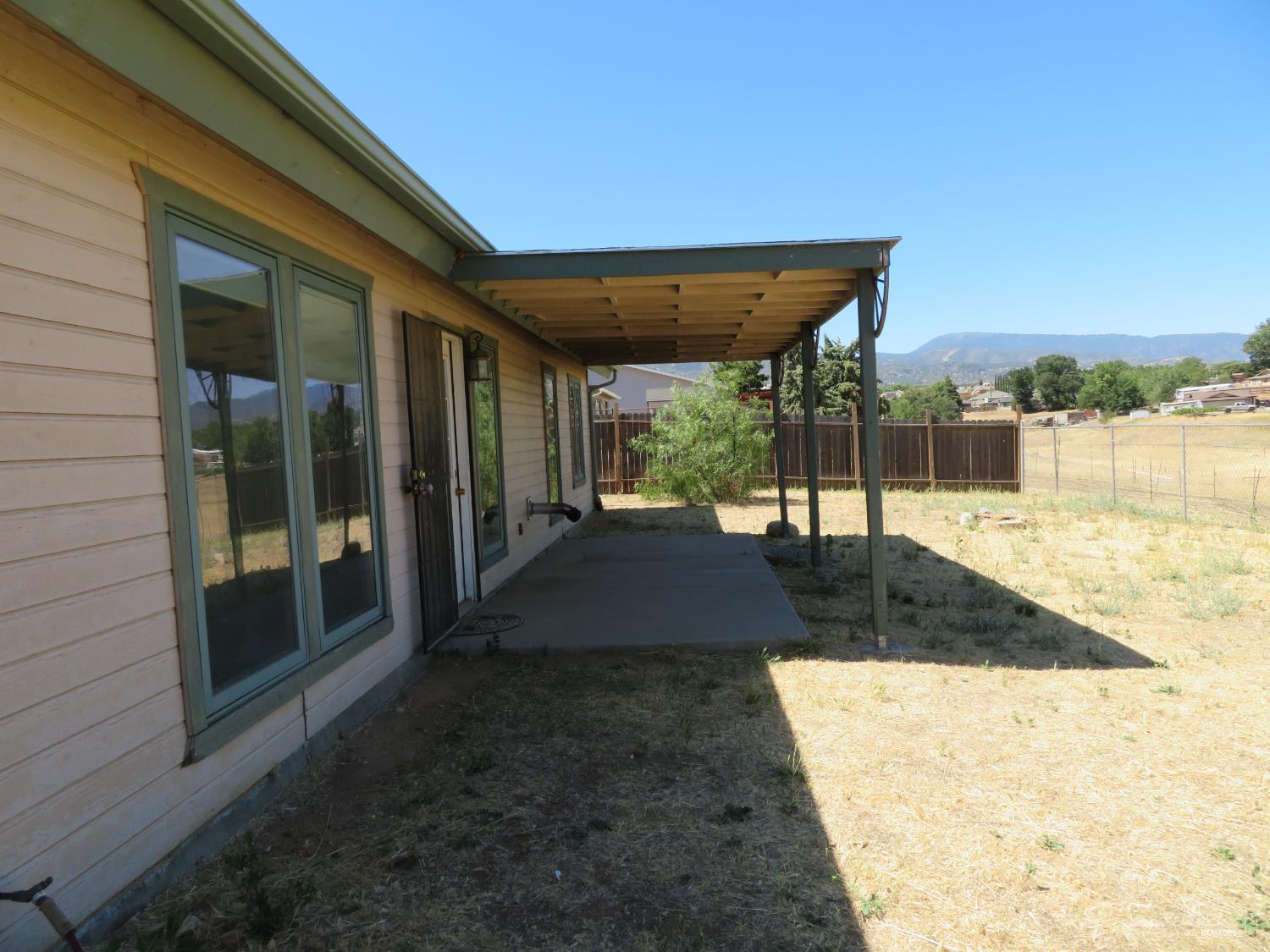 Tehachapi, California 93561, United States, 3 Bedrooms Bedrooms, ,2 BathroomsBathrooms,Residential,Active,151367