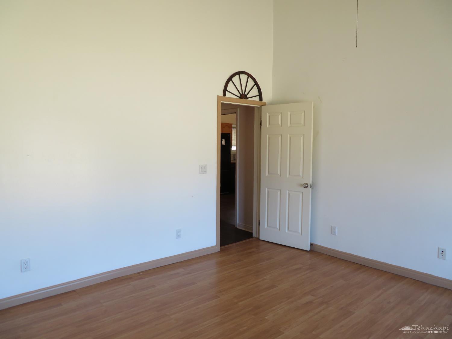 Tehachapi, California 93561, United States, 3 Bedrooms Bedrooms, ,2 BathroomsBathrooms,Residential,Active,151367