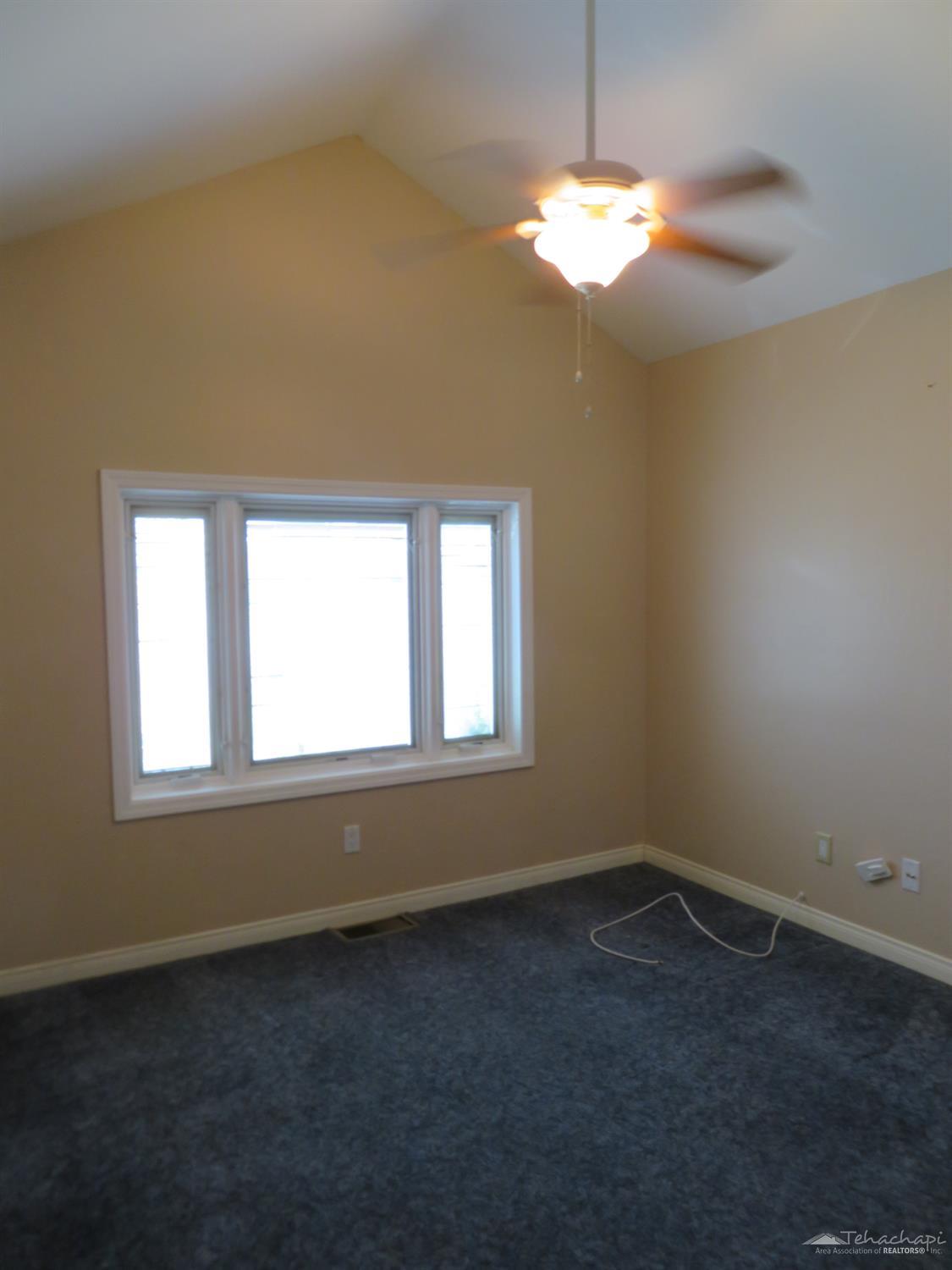 Tehachapi, California 93561, United States, 3 Bedrooms Bedrooms, ,2 BathroomsBathrooms,Residential,Active,151367