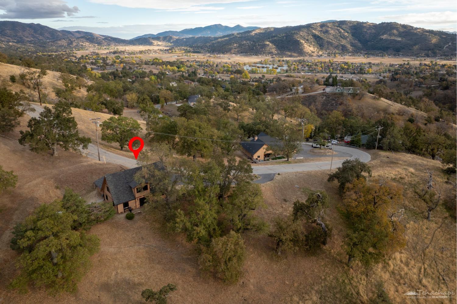 Tehachapi, California 93561, United States, 3 Bedrooms Bedrooms, ,2 BathroomsBathrooms,Residential,Active,242182