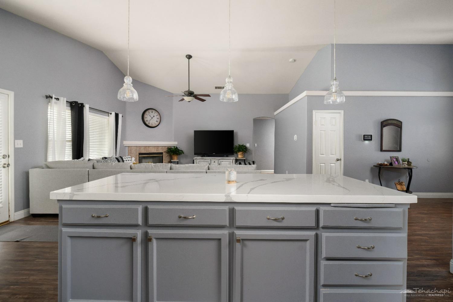 Bakersfield, California 93312, United States, 4 Bedrooms Bedrooms, ,4 BathroomsBathrooms,Residential,Active,26273