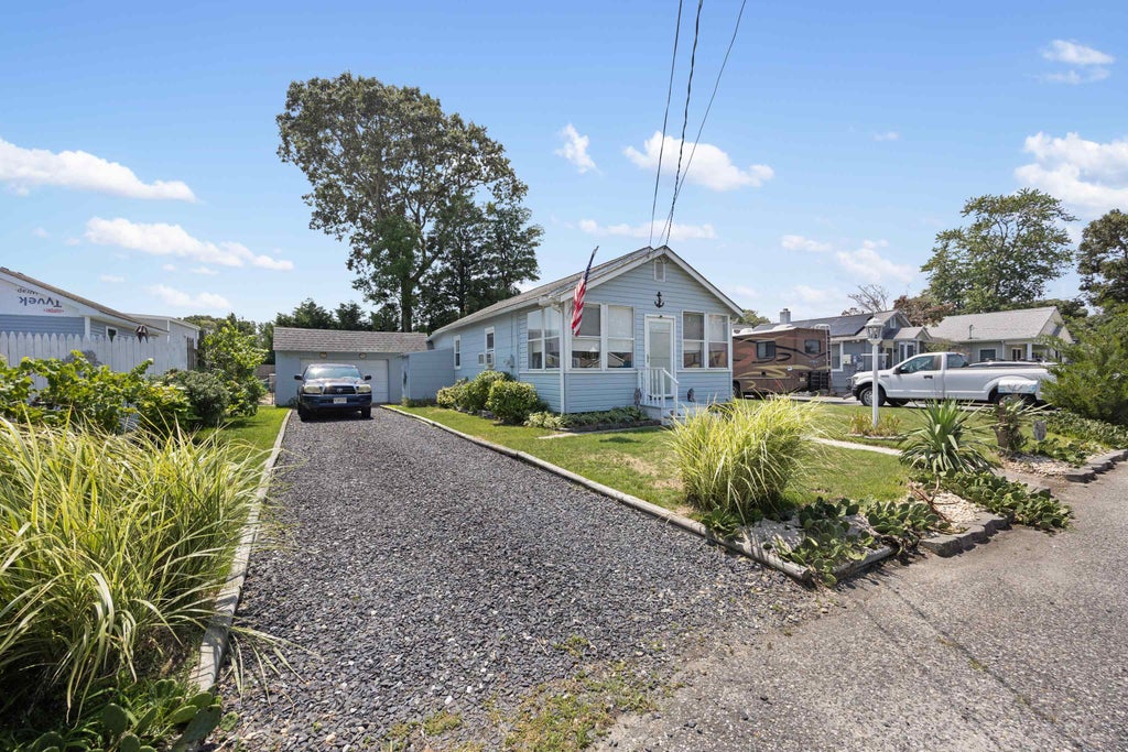 Photo of 26 Maryland Avenue, Villas, NJ 08251 (MLS # 262076)