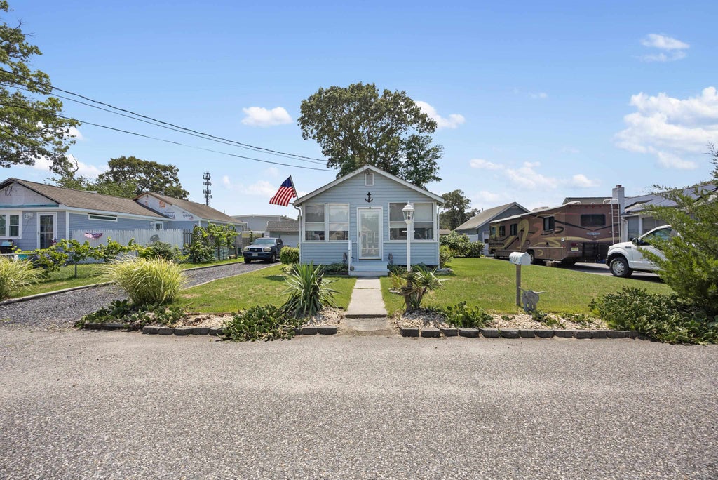 Photo of 26 Maryland Avenue, Villas, NJ 08251 (MLS # 262076)