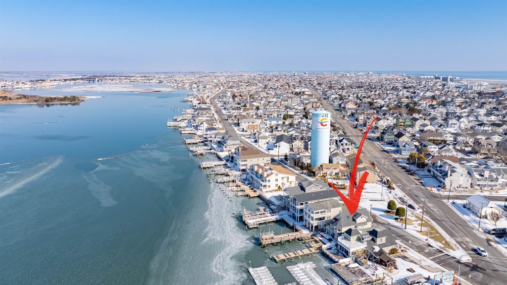 Photo of 7112 Park Boulevard, Wildwood Crest, NJ 08260 (MLS # 260279)