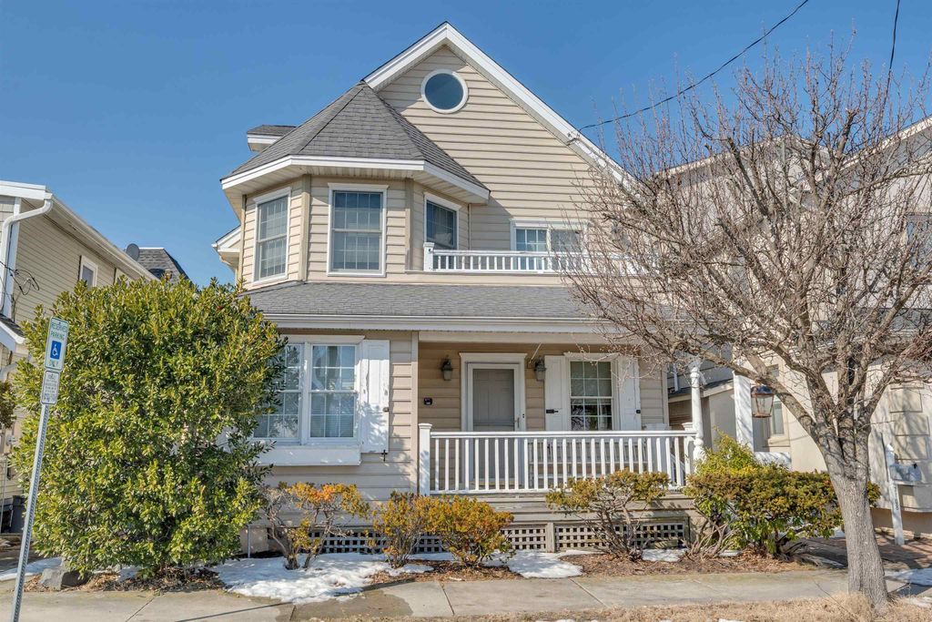 Photo of 7112 Park Boulevard, Wildwood Crest, NJ 08260 (MLS # 260279)