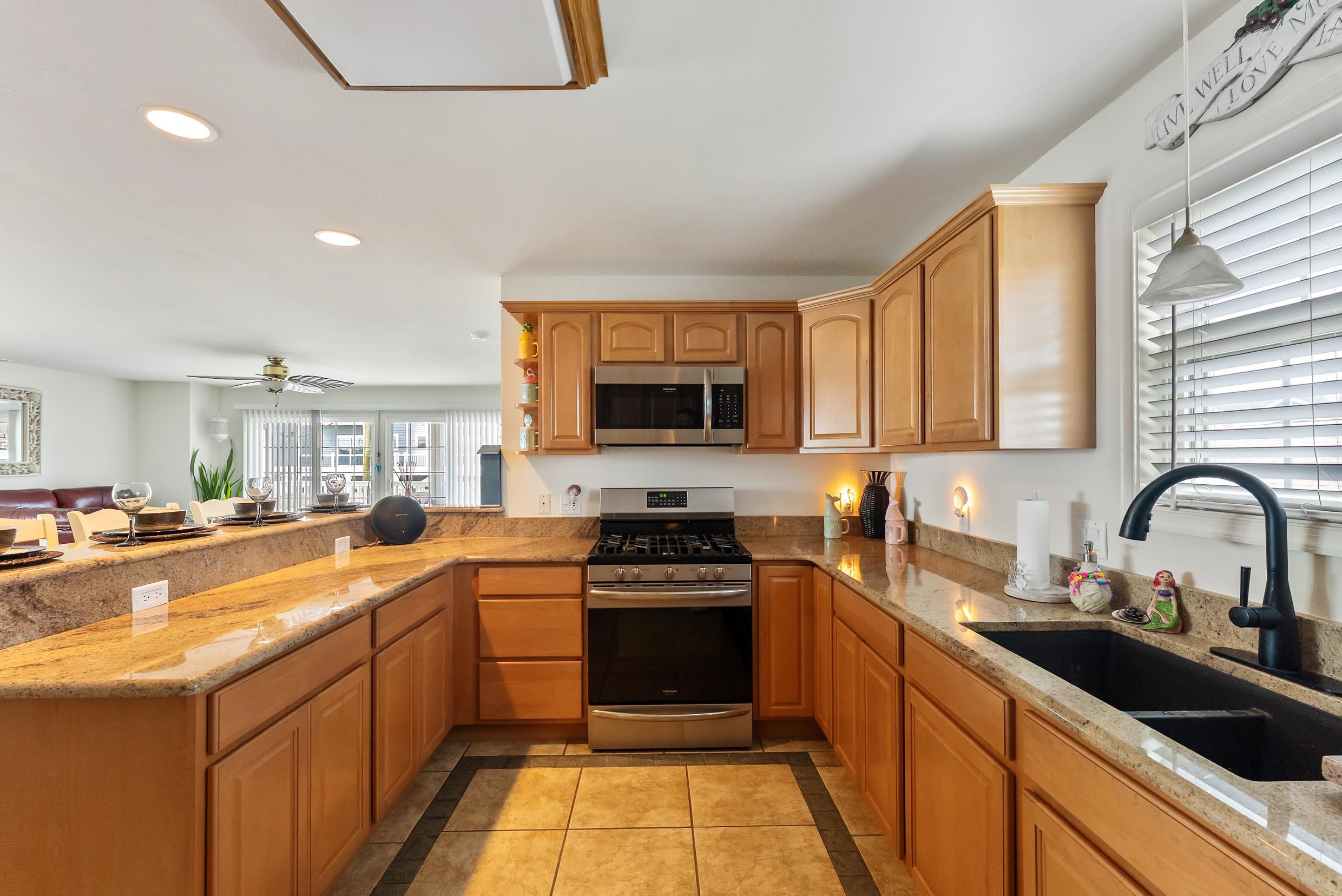 117 W Spicer Avenue #A, Wildwood, New Jersey image 8