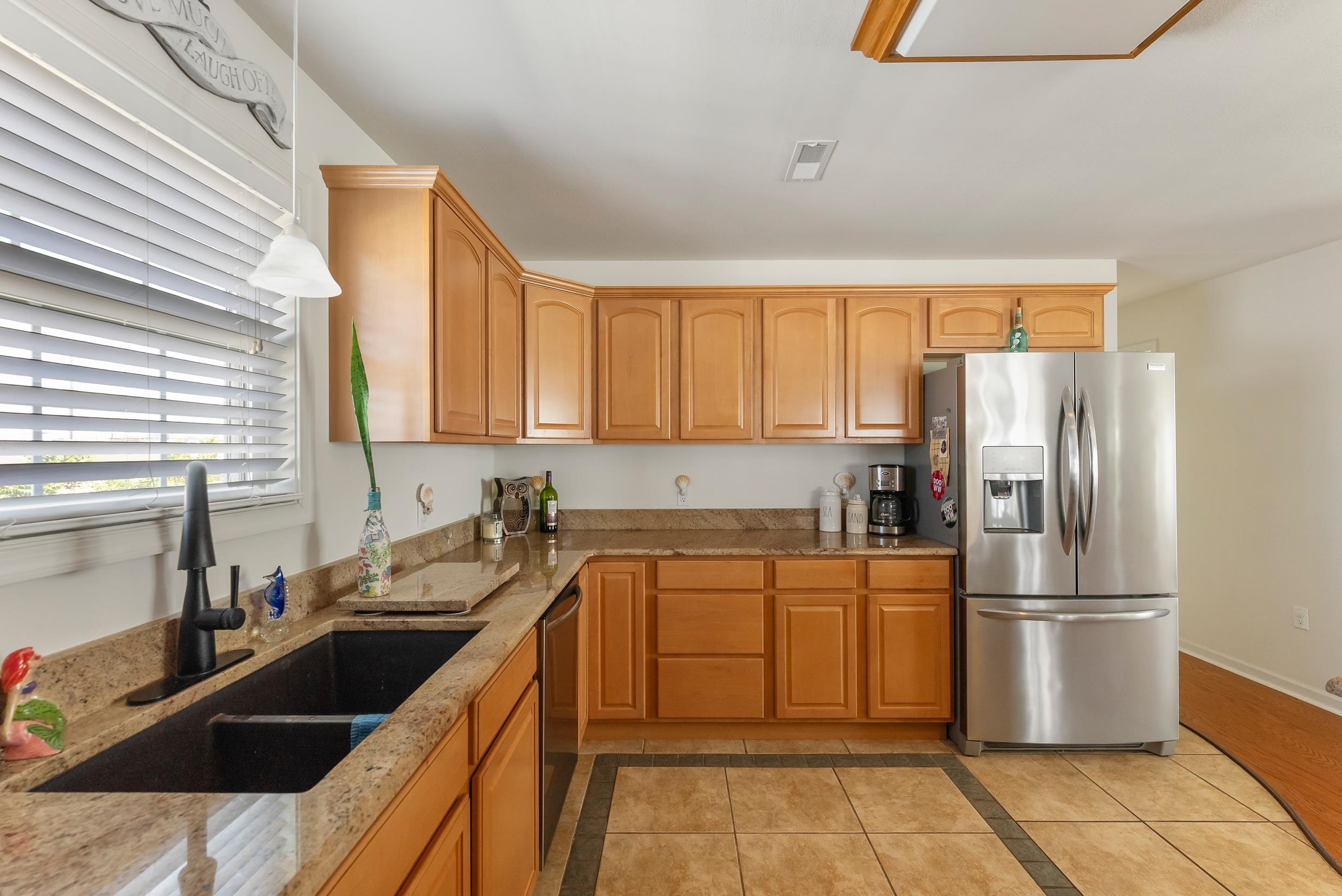 117 W Spicer Avenue #A, Wildwood, New Jersey image 9