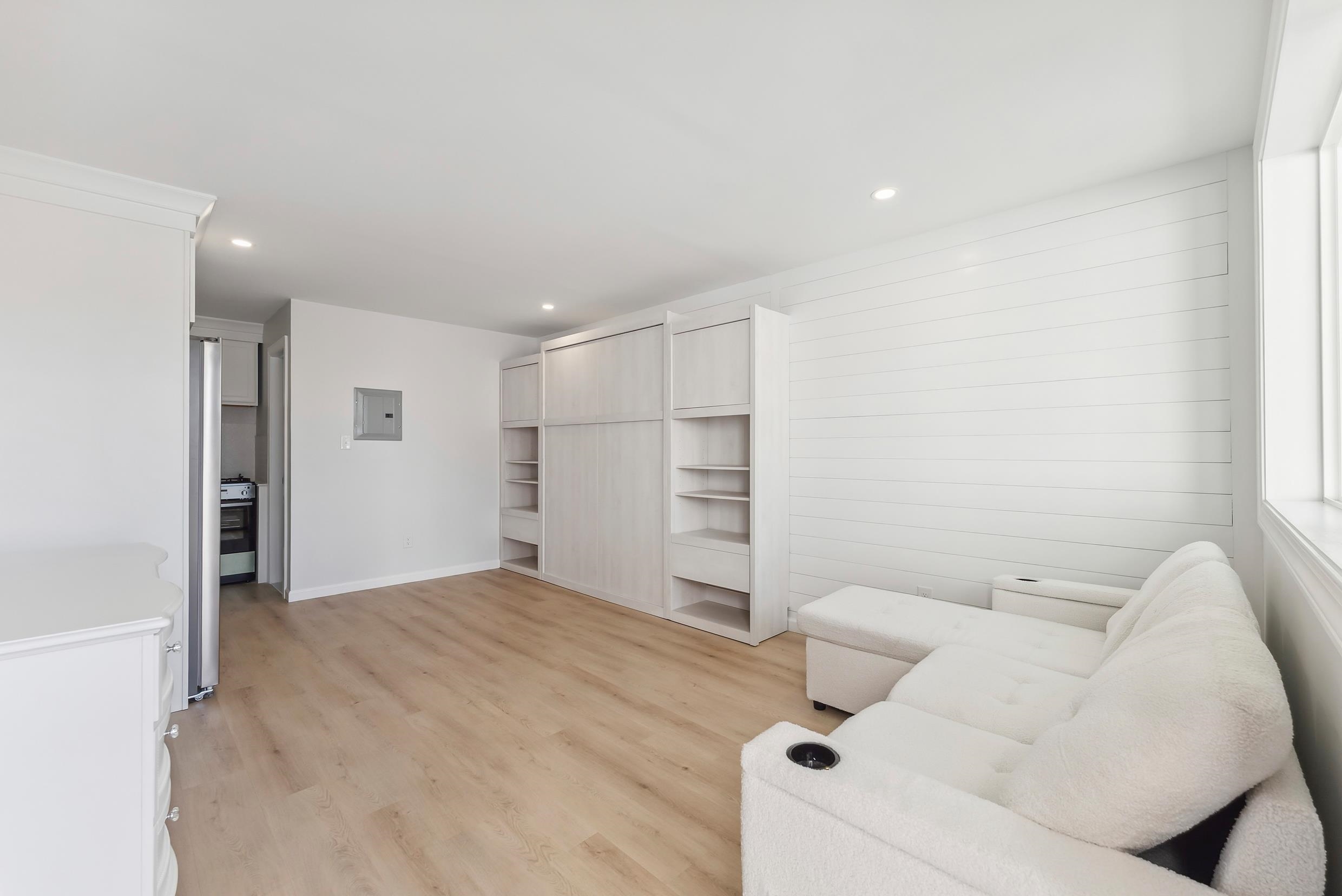233 E Juniper Avenue #A, Wildwood, New Jersey image 2