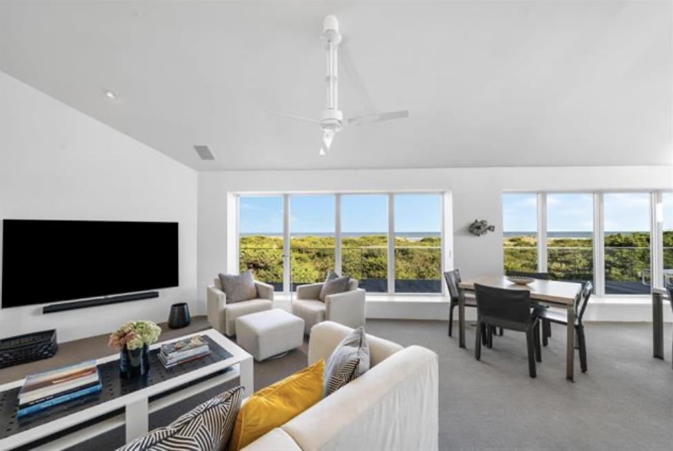 Stone Harbor, New Jersey 08247, United States, 4 Bedrooms Bedrooms, ,1 BathroomBathrooms,Residential,Active,245231